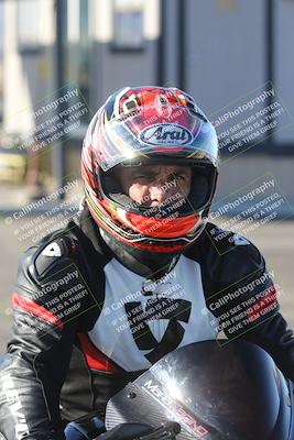 media/Dec-01-2025-Moto Forza (Mon) [[2daa91e15f]]/4-Around the Pits/